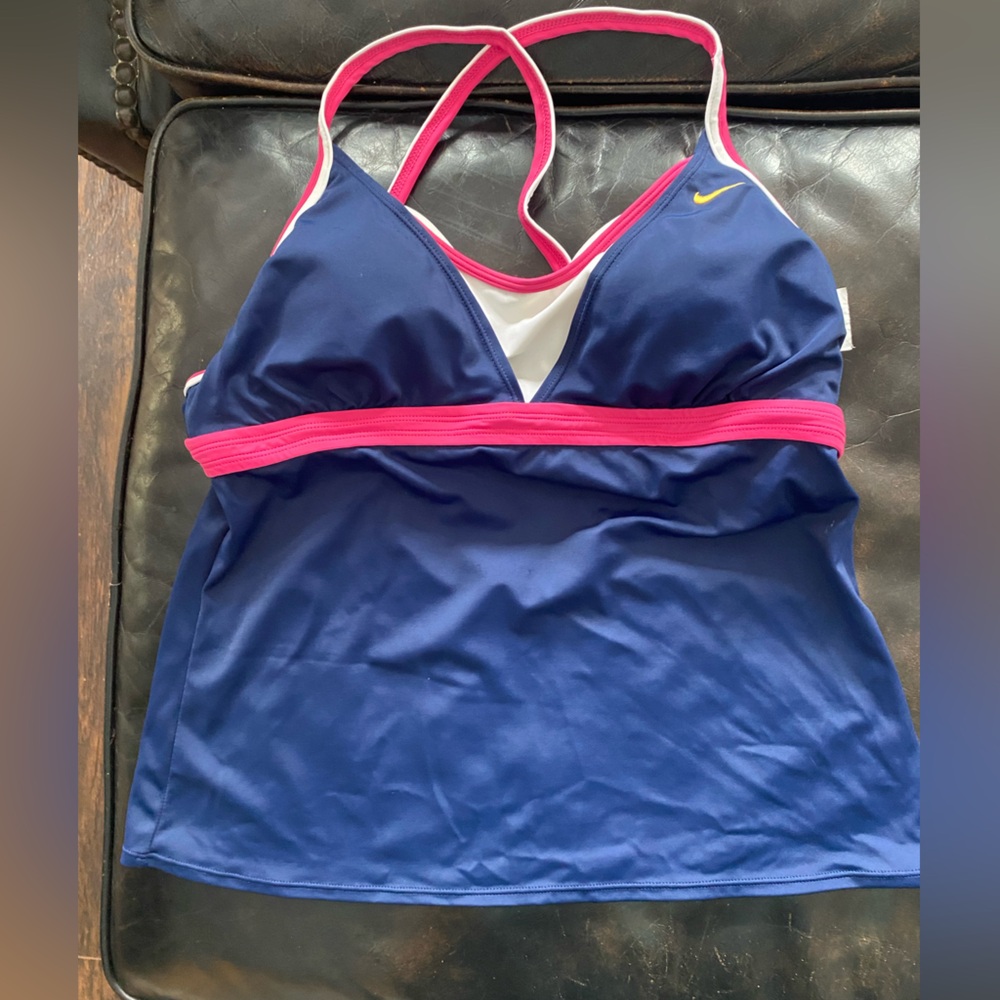 Nike swim top